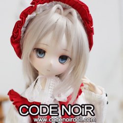 CMD000194 Red Maid of Hearts