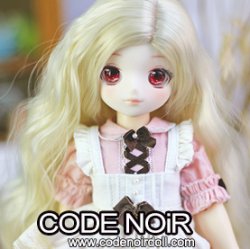 CYW000139 Light Gold Bangless Long Wavy