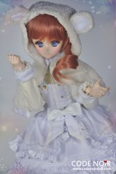 CDM000001 Ms White Bear